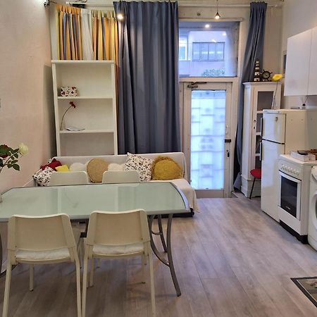 Apartment Youth Vita ซาเกร็บ ภายนอก รูปภาพ