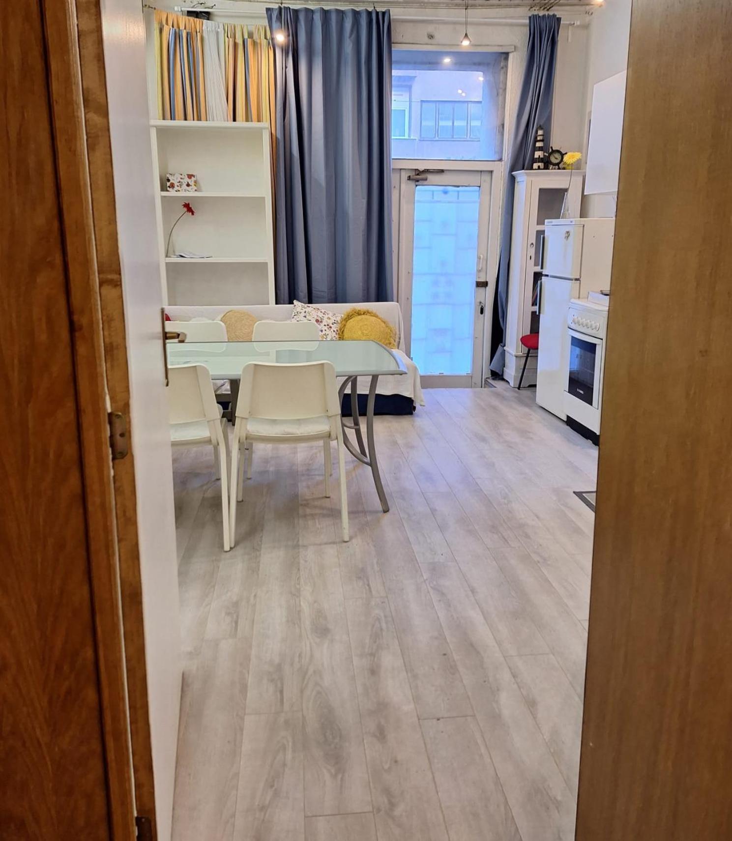 Apartment Youth Vita ซาเกร็บ ภายนอก รูปภาพ