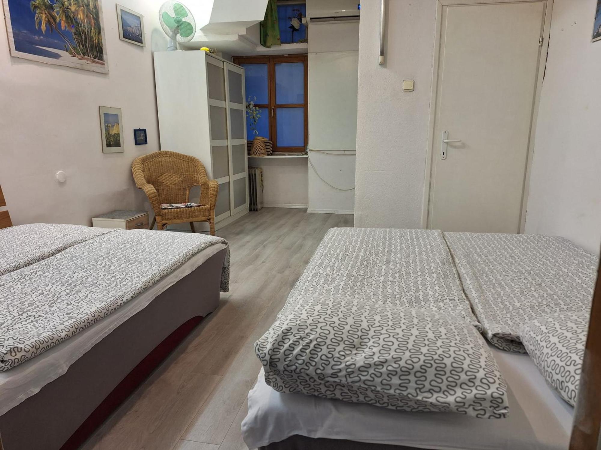 Apartment Youth Vita ซาเกร็บ ภายนอก รูปภาพ