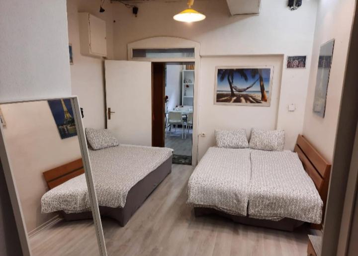 Apartment Youth Vita ซาเกร็บ ภายนอก รูปภาพ